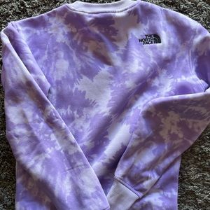 The north face sweatshirt